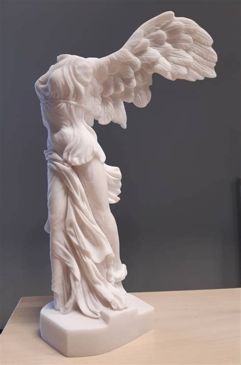 nike of samothrace replica